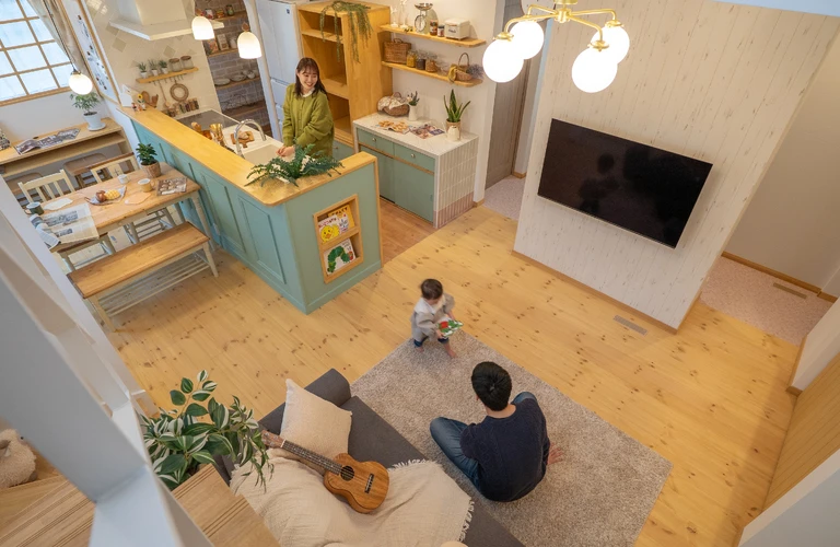 家族の絆を深める 心地よいリビングの魅力【鳥取県米子市の工務店-Mogaハウス】